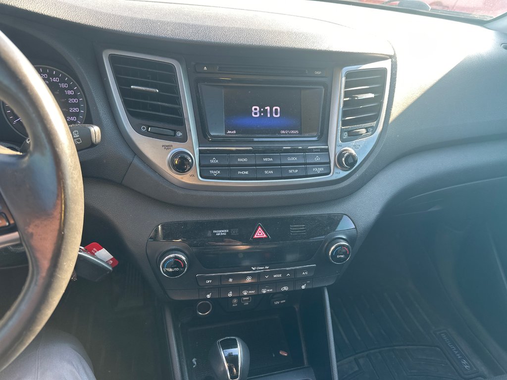 Hyundai Tucson SE CUIR TOIT PANO CAMERA VOLANT SIEGES CHAUFFANTS 2017 à Cowansville, Québec - 7 - w1024h768px