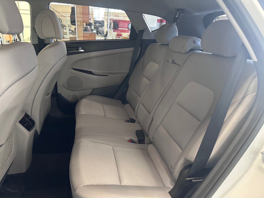 2017 Hyundai Tucson SE in Cowansville, Quebec - 14 - w1024h768px