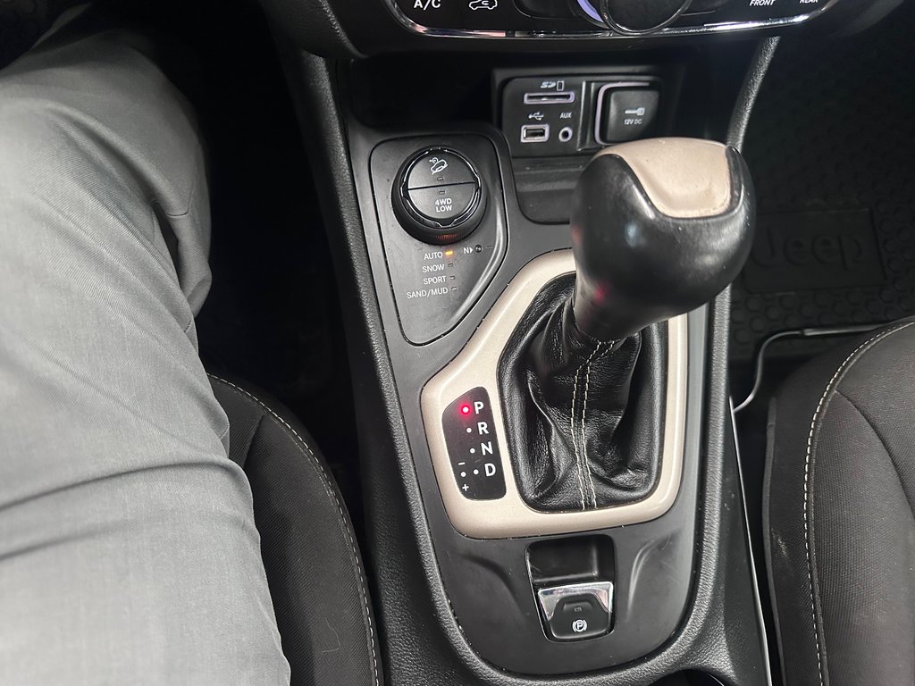2015 Jeep Cherokee North in Cowansville, Quebec - 21 - w1024h768px