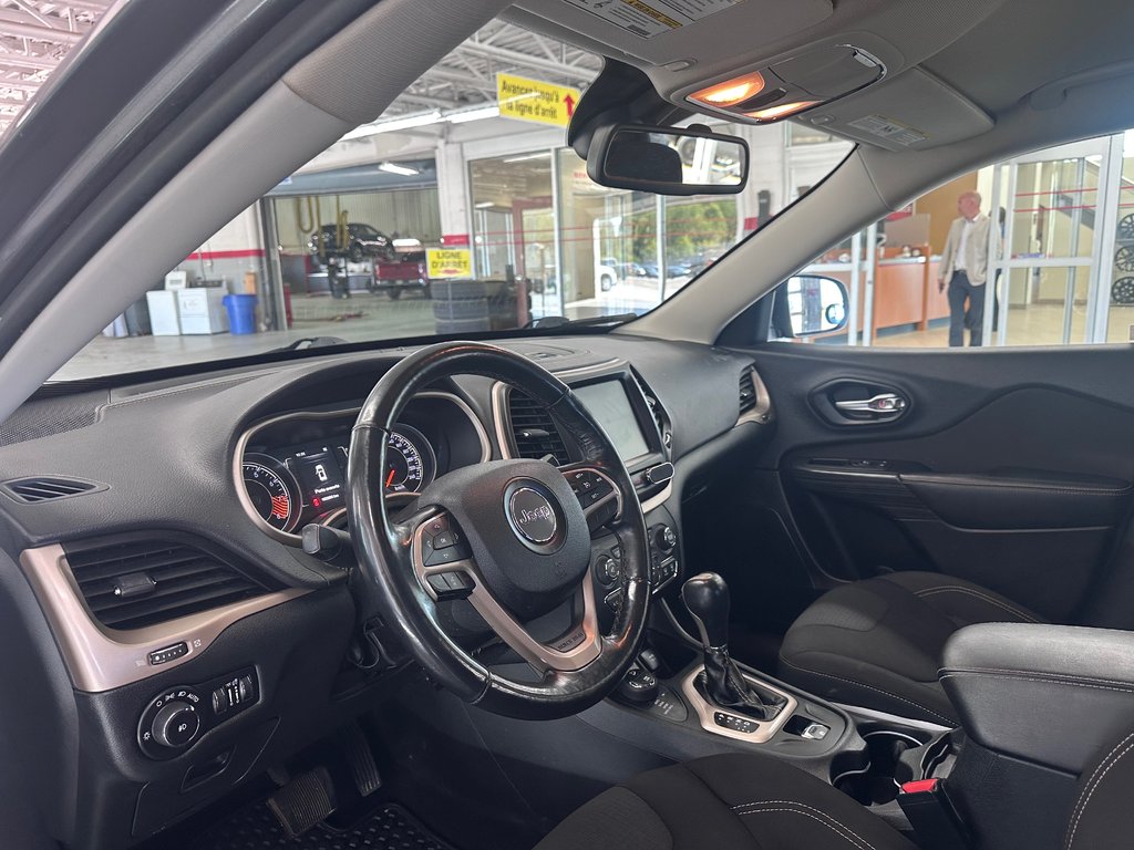 2015 Jeep Cherokee North in Cowansville, Quebec - 18 - w1024h768px