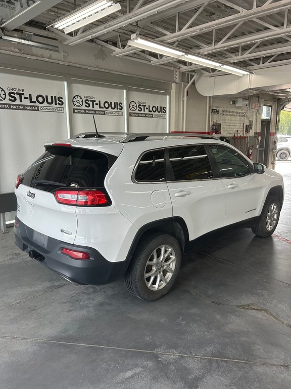 Cherokee North 2016 à Cowansville, Québec - 7 - w1024h768px