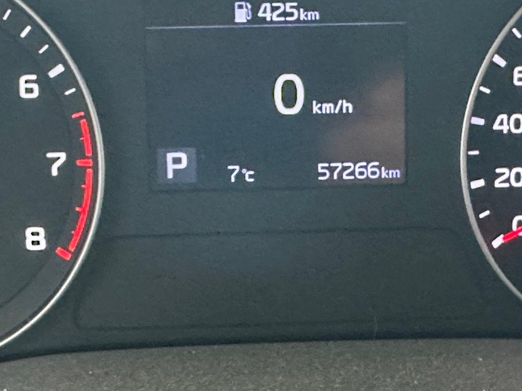 2020 Kia Forte LX in Cowansville, Quebec - 4 - w1024h768px