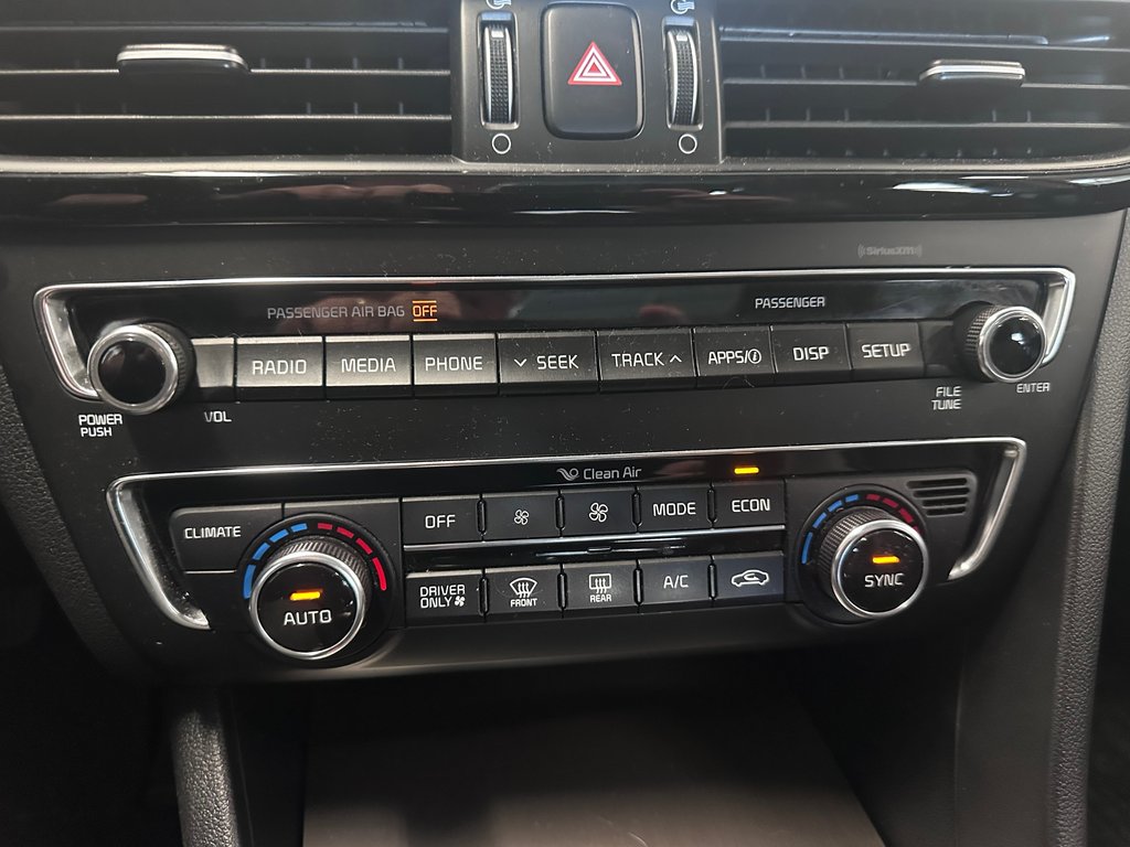 2017 Kia Optima Hybrid EX / Hybride / TOIT PANO / SIÈGES CHAUFFANTS in Cowansville, Quebec - 22 - w1024h768px