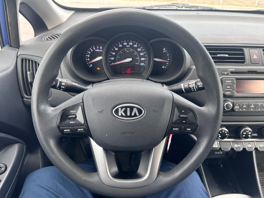 Kia Rio Base Manuelle 2013 à Cowansville, Québec - 7 - w1024h768px