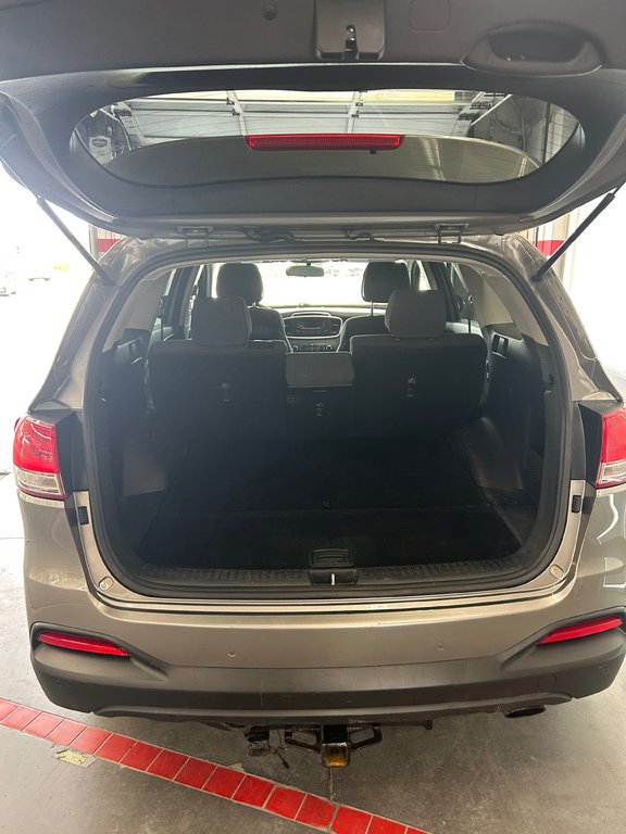 2016 Kia Sorento 2.4L LX in Cowansville, Quebec - 10 - w1024h768px