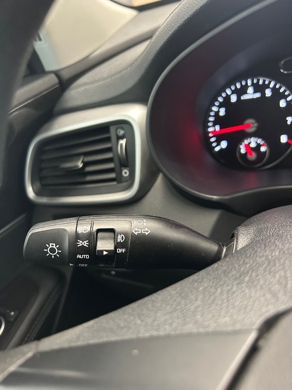 2016 Kia Sorento 2.4L LX in Cowansville, Quebec - 33 - w1024h768px