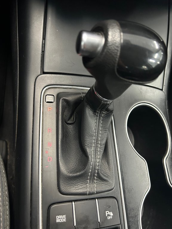 2016 Kia Sorento 2.4L LX in Cowansville, Quebec - 26 - w1024h768px
