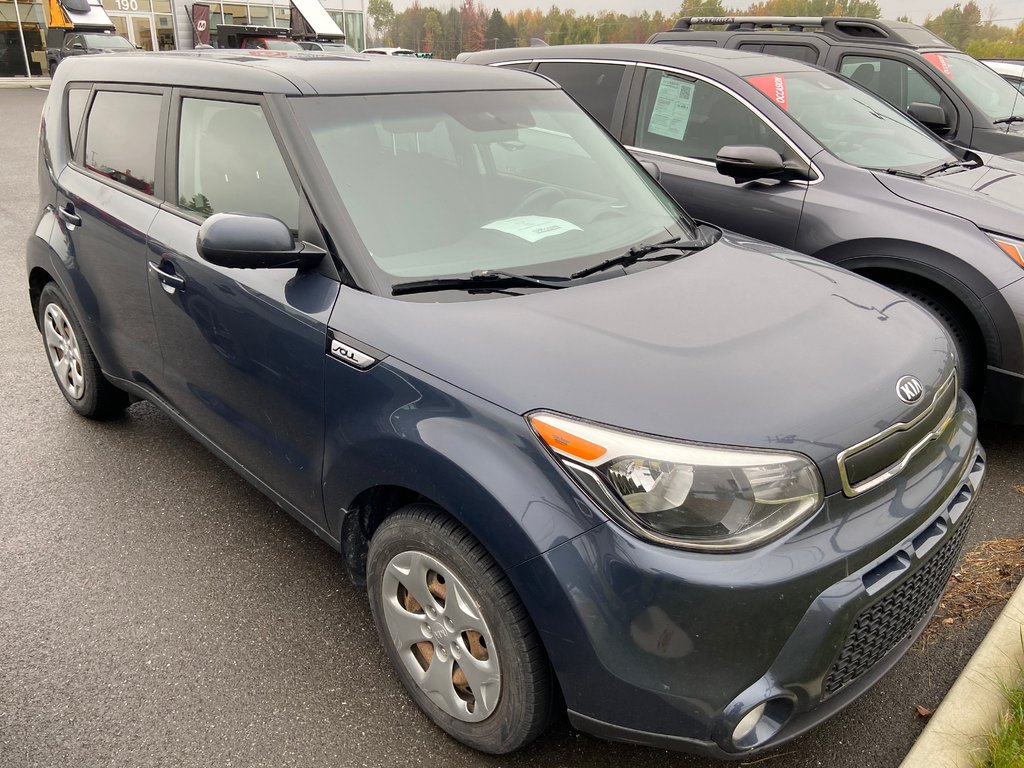 2016 Kia Soul in Cowansville, Quebec - 2 - w1024h768px