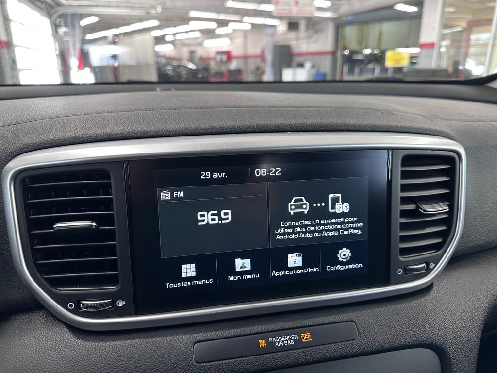 Kia Sportage LX / AWD 2021 à Cowansville, Québec - 16 - w1024h768px