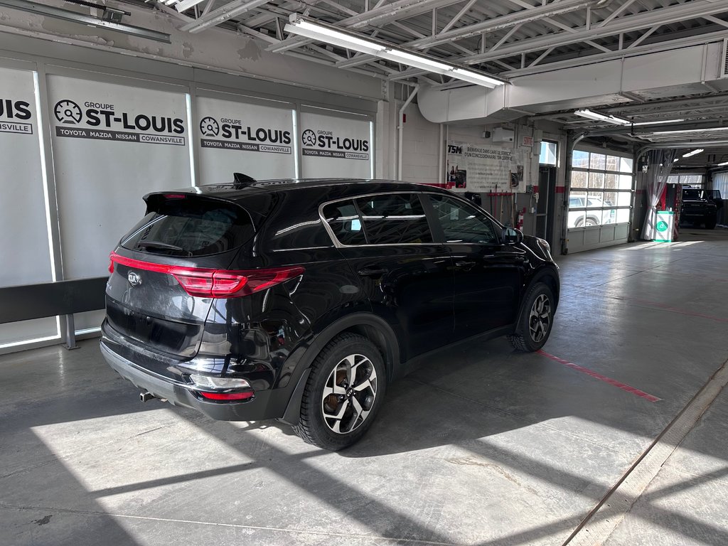 Kia Sportage LX / AWD 2021 à Cowansville, Québec - 27 - w1024h768px