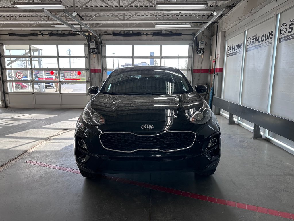 Kia Sportage LX / AWD 2021 à Cowansville, Québec - 4 - w1024h768px
