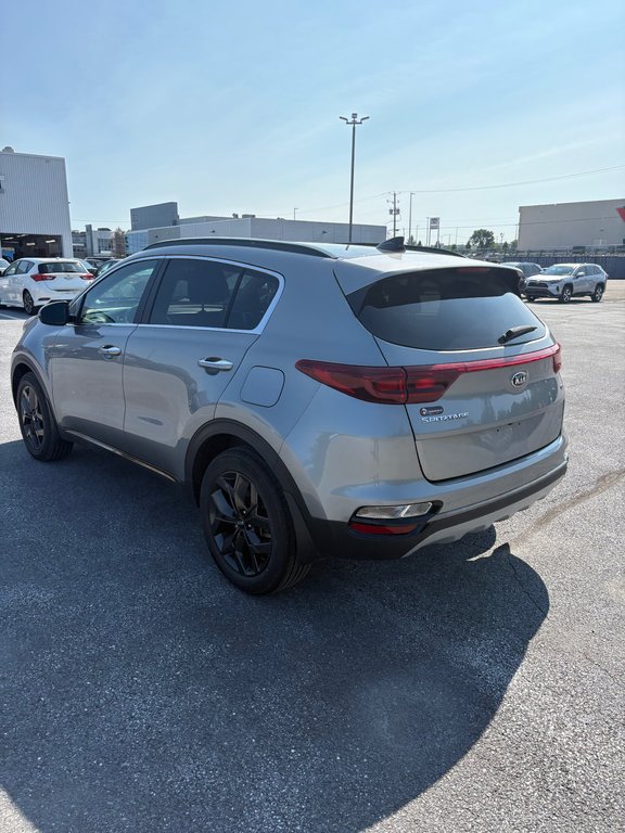 2022 Kia Sportage EX / AWD in Cowansville, Quebec - 2 - w1024h768px
