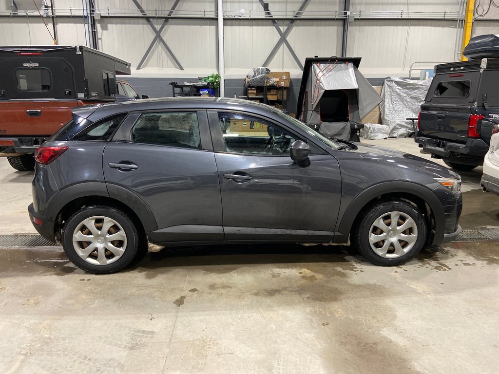 2016 Mazda CX-3 GX in Cowansville, Quebec - 2 - w1024h768px