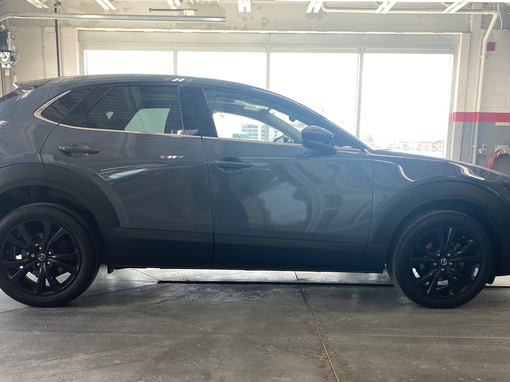 2021 Mazda CX-30 GT w/Turbo in Cowansville, Quebec - 5 - w1024h768px