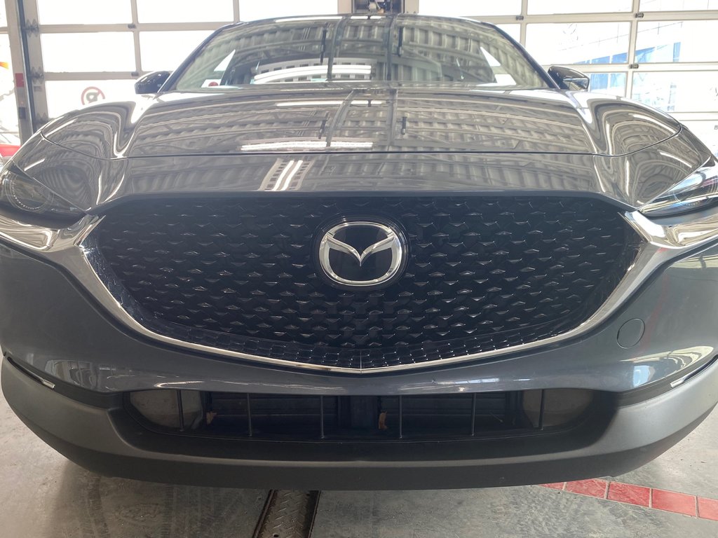 2021 Mazda CX-30 GT w/Turbo in Cowansville, Quebec - 3 - w1024h768px