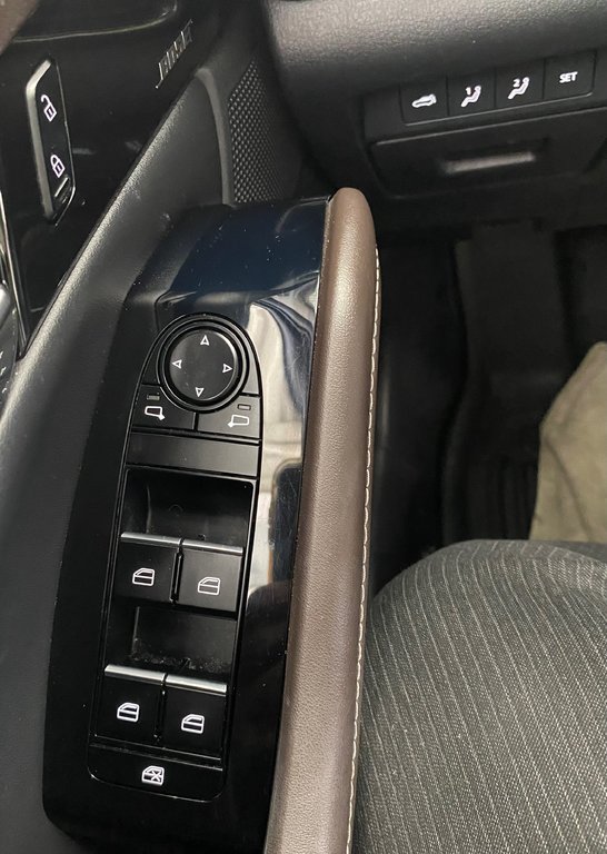 2021 Mazda CX-30 GT w/Turbo in Cowansville, Quebec - 20 - w1024h768px
