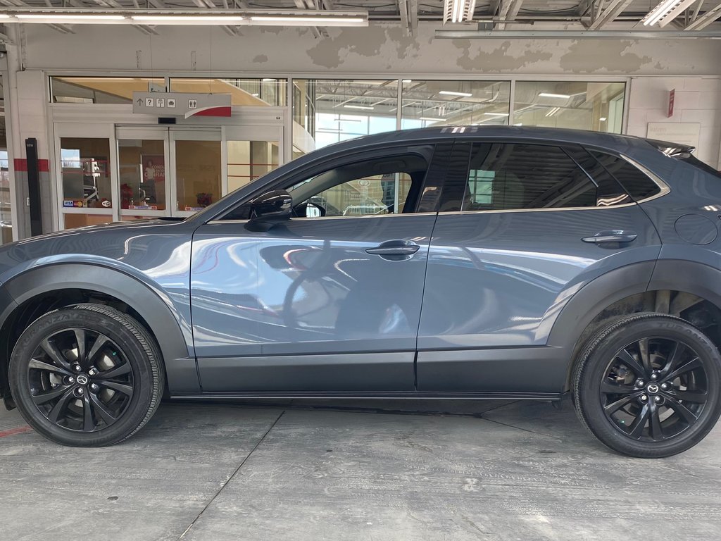 2021 Mazda CX-30 GT w/Turbo in Cowansville, Quebec - 2 - w1024h768px