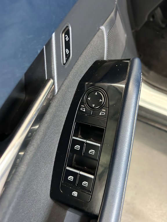 2021 Mazda CX-30 GS AWD in Cowansville, Quebec - 19 - w1024h768px