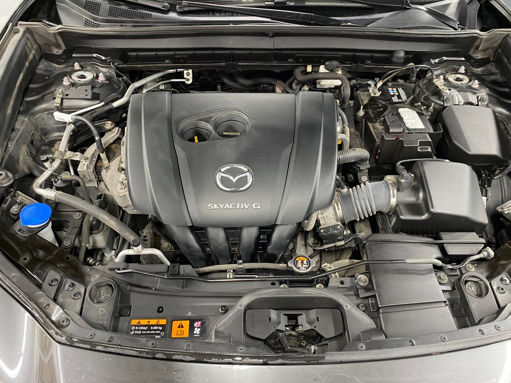 2022 Mazda CX-30 GS AWD in Cowansville, Quebec - 13 - w1024h768px