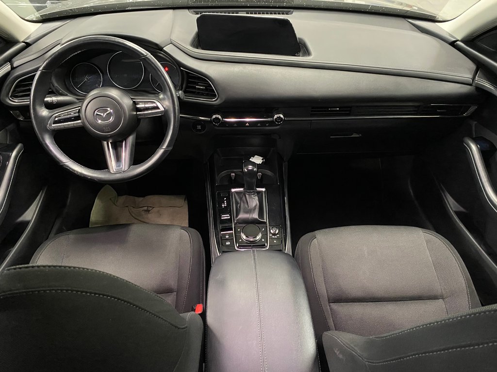2022 Mazda CX-30 GS AWD in Cowansville, Quebec - 12 - w1024h768px