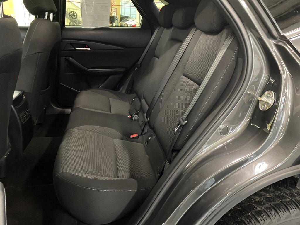 2022 Mazda CX-30 GS AWD in Cowansville, Quebec - 11 - w1024h768px