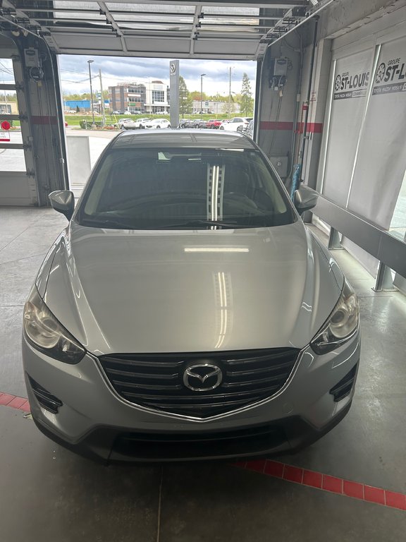 2016 Mazda CX-5 GX in Cowansville, Quebec - 2 - w1024h768px