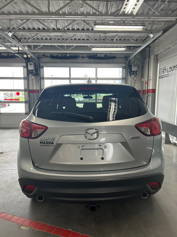 2016 Mazda CX-5 GX in Cowansville, Quebec - 8 - w1024h768px