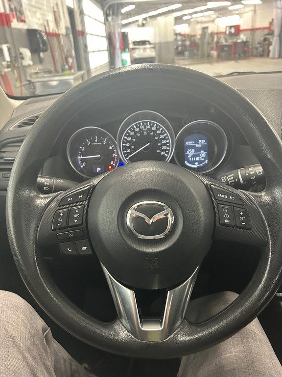 2016 Mazda CX-5 GX in Cowansville, Quebec - 30 - w1024h768px