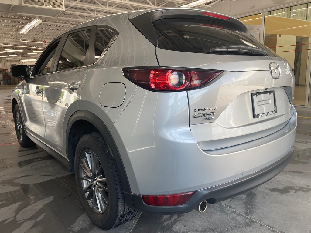 2017 Mazda CX-5 GS AWD in Cowansville, Quebec - 10 - w1024h768px