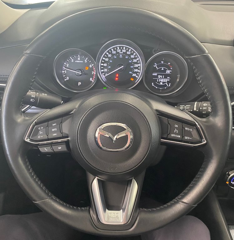 2017 Mazda CX-5 GS AWD in Cowansville, Quebec - 18 - w1024h768px