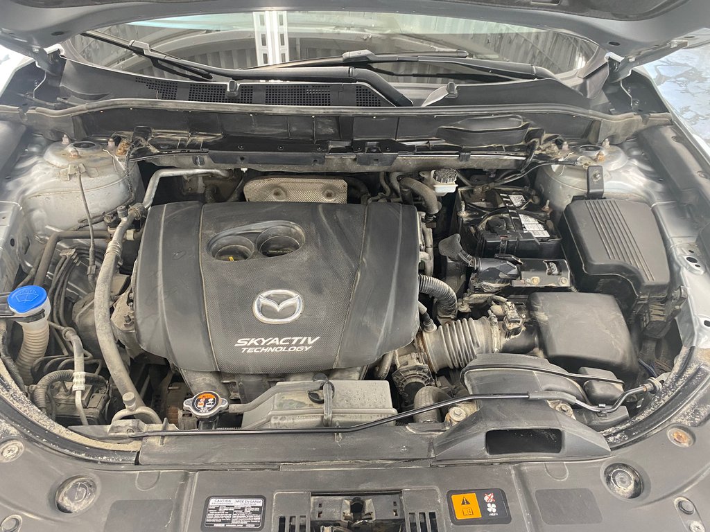 2017 Mazda CX-5 GS AWD in Cowansville, Quebec - 5 - w1024h768px
