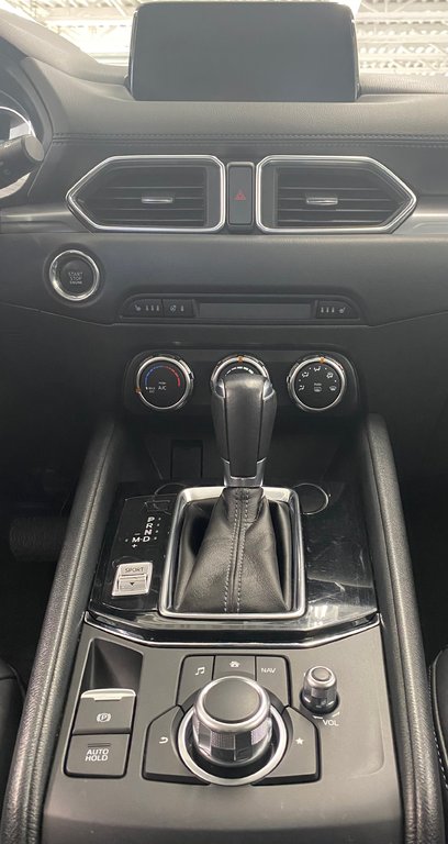 2017 Mazda CX-5 GS AWD in Cowansville, Quebec - 14 - w1024h768px