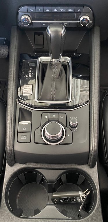 2019 Mazda CX-5 GS AWD in Cowansville, Quebec - 11 - w1024h768px