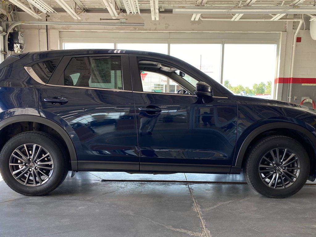2019 Mazda CX-5 GS AWD in Cowansville, Quebec - 5 - w1024h768px