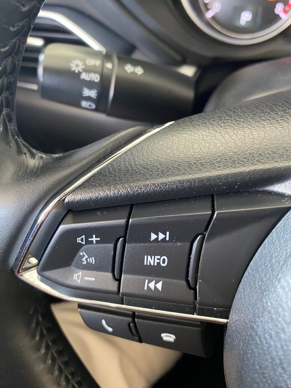 2019 Mazda CX-5 GS AWD in Cowansville, Quebec - 16 - w1024h768px