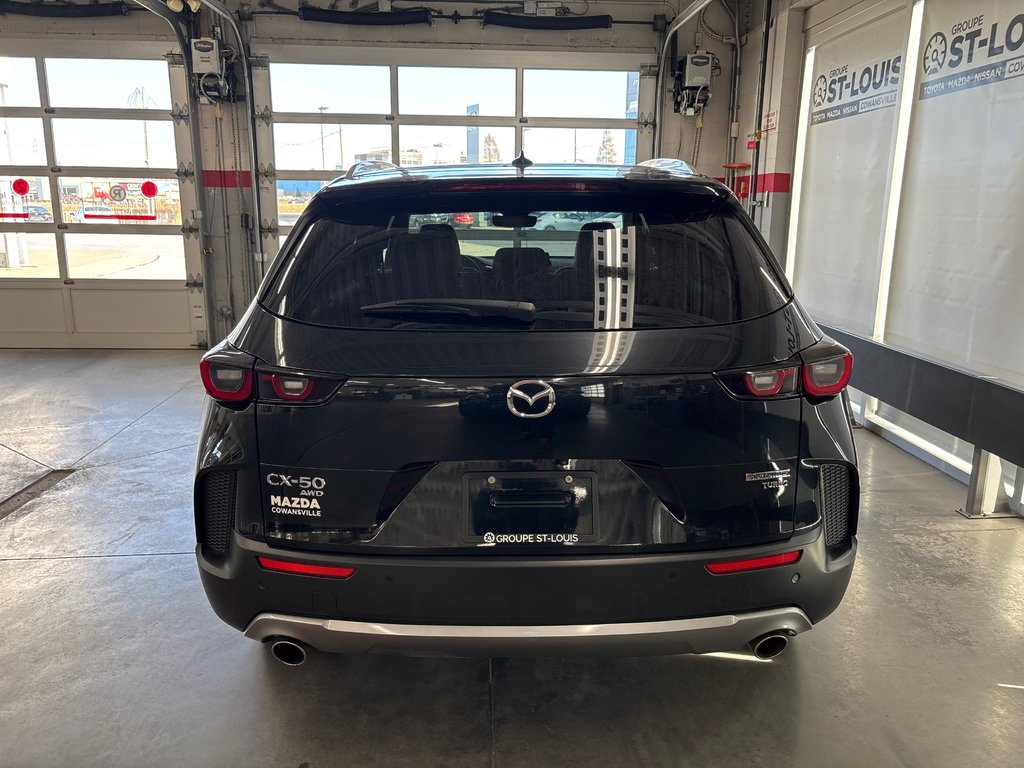 Mazda CX-50 GT TURBO 2023 à Cowansville, Québec - 11 - w1024h768px