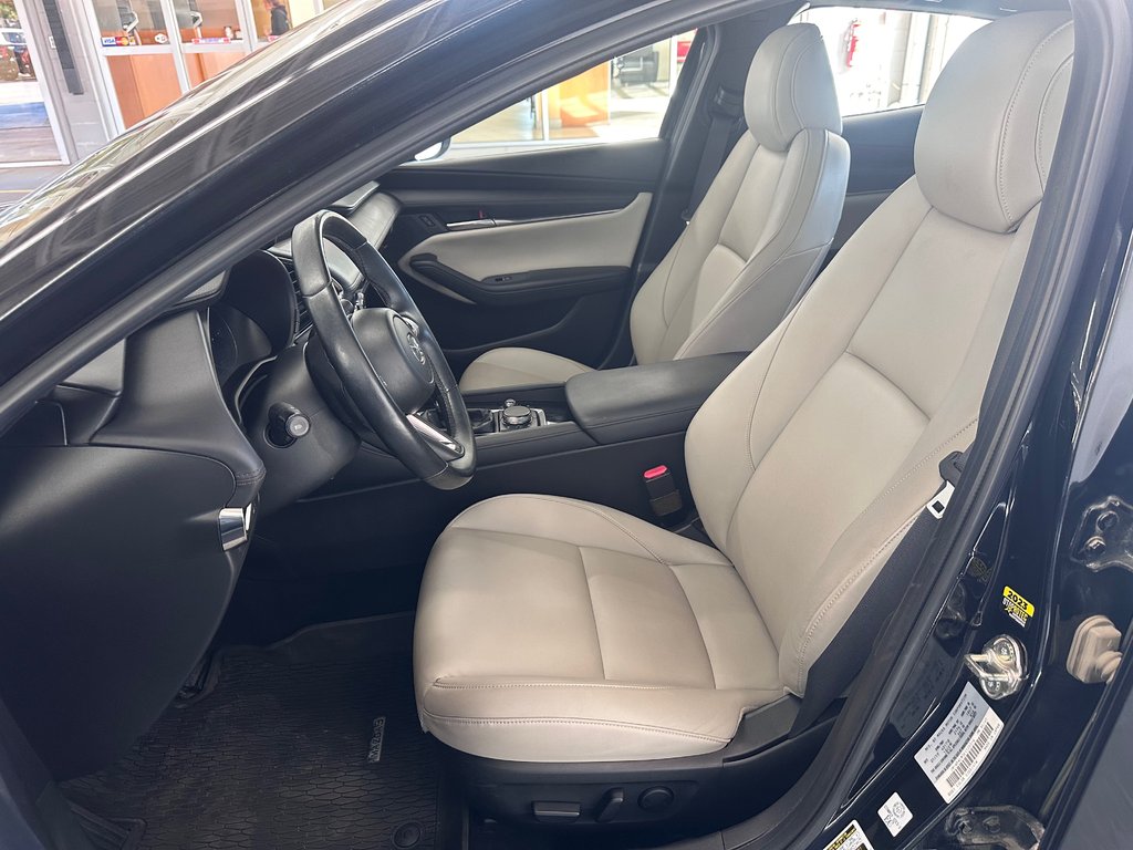 2019 Mazda 3 Sport GS in Cowansville, Quebec - 18 - w1024h768px