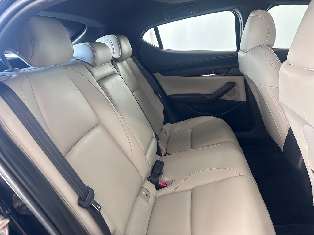 2019 Mazda 3 Sport GS in Cowansville, Quebec - 15 - w1024h768px