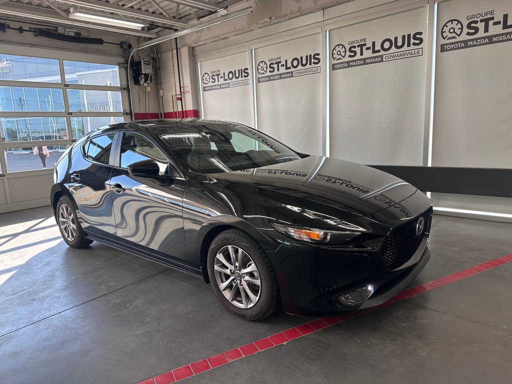 2019 Mazda 3 Sport GS in Cowansville, Quebec - 8 - w1024h768px