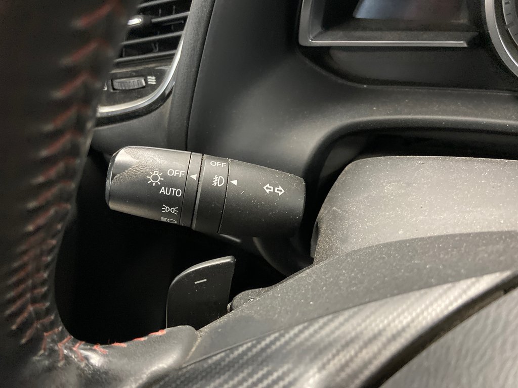 Mazda 3 GT-SKY 2014 à Cowansville, Québec - 41 - w1024h768px