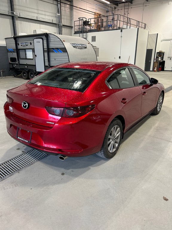 2019 Mazda 3 GS in Cowansville, Quebec - 7 - w1024h768px