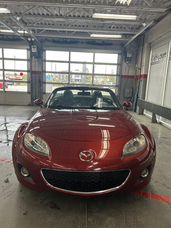 Mazda MX-5 GT / Hard Top 2009 à Cowansville, Québec - 6 - w1024h768px