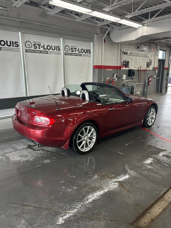 Mazda MX-5 GT / Hard Top 2009 à Cowansville, Québec - 17 - w1024h768px