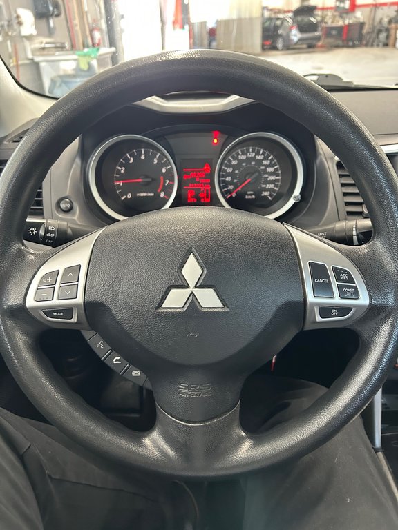 2016 Mitsubishi Lancer ES in Cowansville, Quebec - 26 - w1024h768px