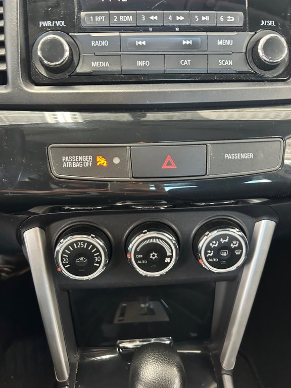 2016 Mitsubishi Lancer ES in Cowansville, Quebec - 23 - w1024h768px