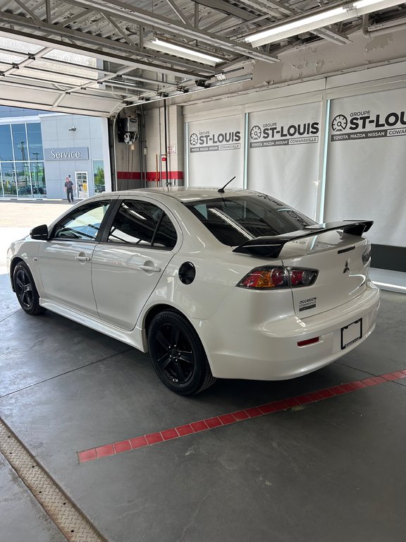 2016 Mitsubishi Lancer ES in Cowansville, Quebec - 6 - w1024h768px
