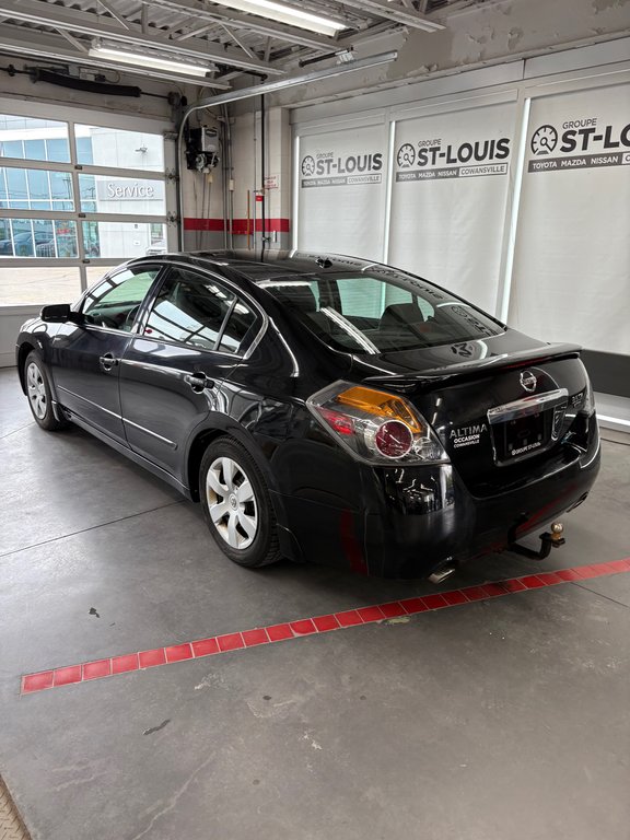Nissan Altima 3.5 SR 2011 à Cowansville, Québec - 6 - w1024h768px