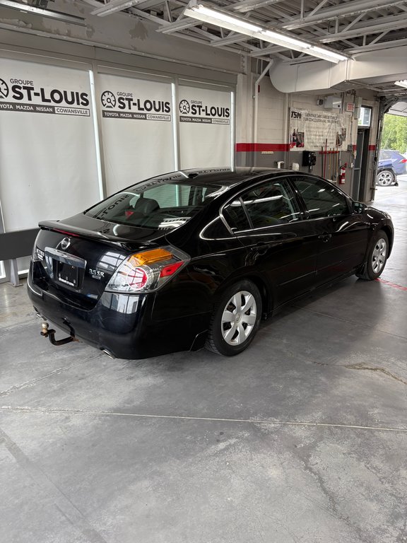 Nissan Altima 3.5 SR 2011 à Cowansville, Québec - 11 - w1024h768px