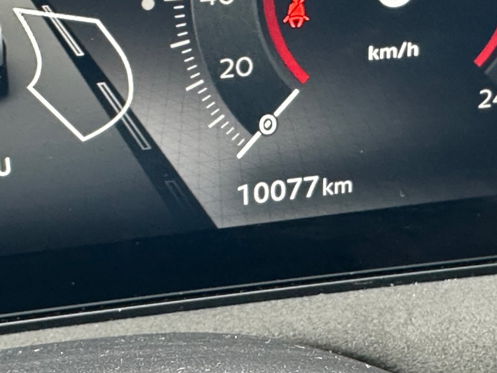 Nissan Ariya Platinium+ E4ORCE 2024 à Cowansville, Québec - 6 - w1024h768px