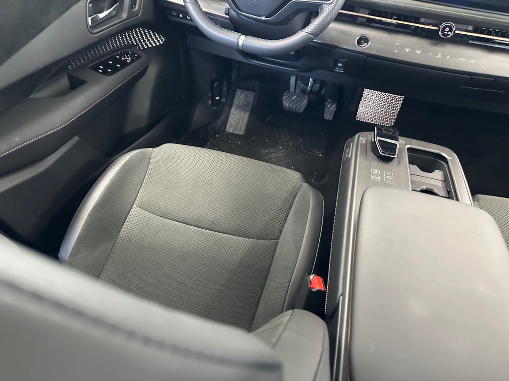 Nissan Ariya Platinium+ e-4orce 2025 à Cowansville, Québec - 21 - w1024h768px